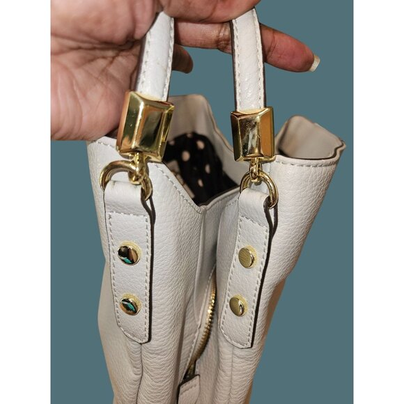 Ann Klein Faux Leather Off White Multi Compartment Shoulder Bag - Picture 4 of 14